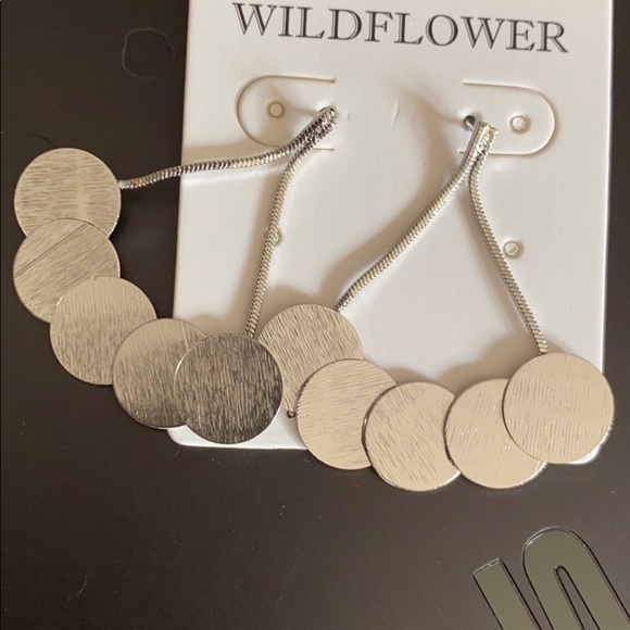 ** 5 for $20**Metal circle drop post earrings - Picture 3 of 4